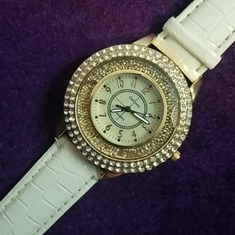 💜 Rhinestone Watch - Picture 2 of 4